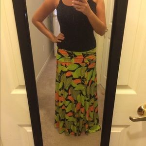 Lularoe maxi with leaves