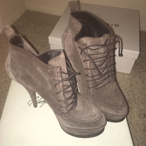 Elizabeth and James Lace up Boots