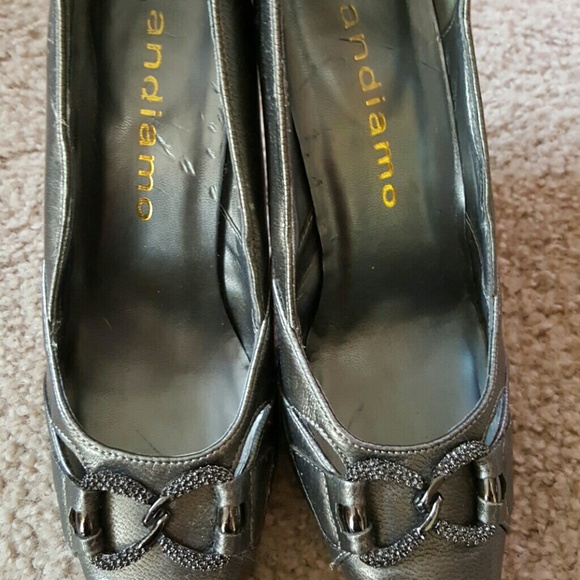 Women's shoes