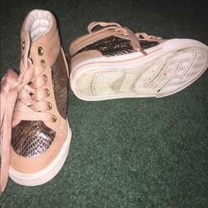 Pink High top sneakers