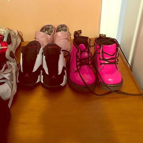 Jordan's combats boots dr.martens uggs toms