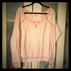 Vintage inspired jersey weight sweatshirt.