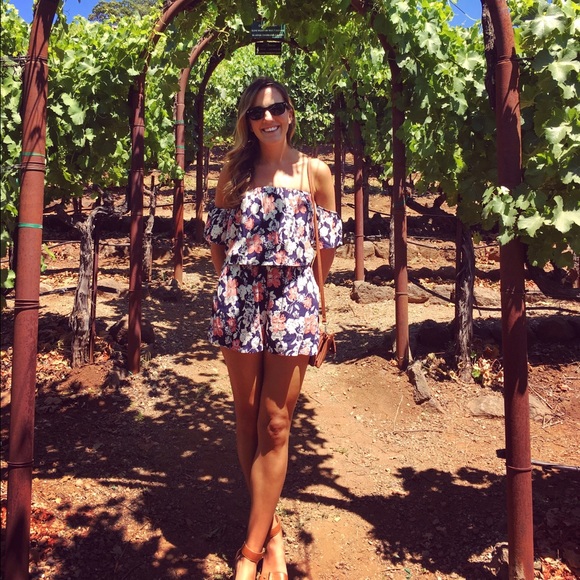 Meet your Posher, Melissa - Picture 1 of 1