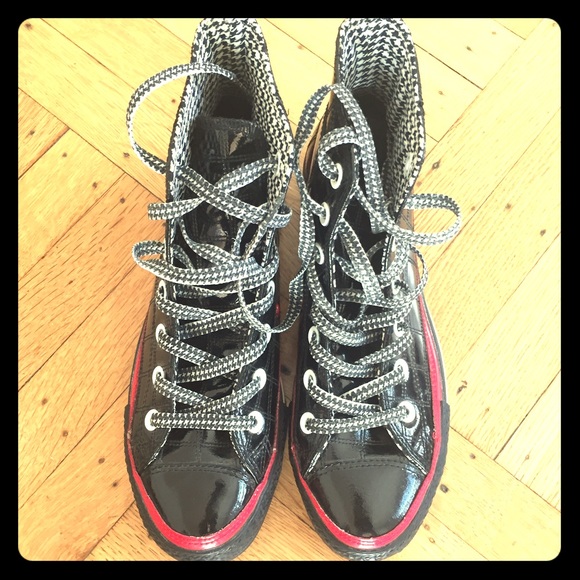 Hi Top Converse