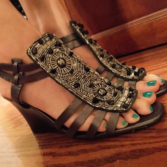 Vince Camuto Metallic Wedges - Picture 2 of 4