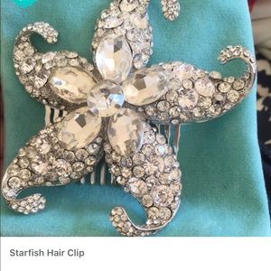 Starfish hair clip