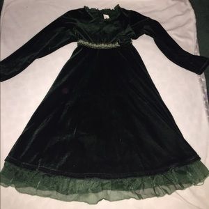 Size 6x girls green velvet dress