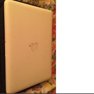 Macbook (white) for parts or use