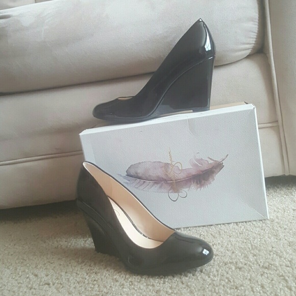 Jessica Simpson wedges