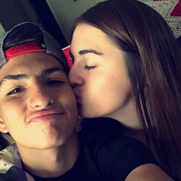 Meet your Posher, Alex - Picture 1 of 1