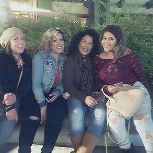 Meet your Posher, Mirna