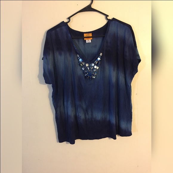 🎊FREE WITH PURCHASE🎊 Fun beaded Tye Dye Top