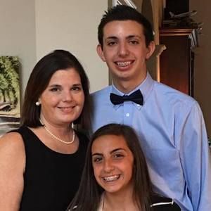 Meet your Posher, Melanie