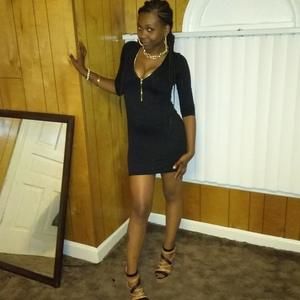 Meet your Posher, Simone