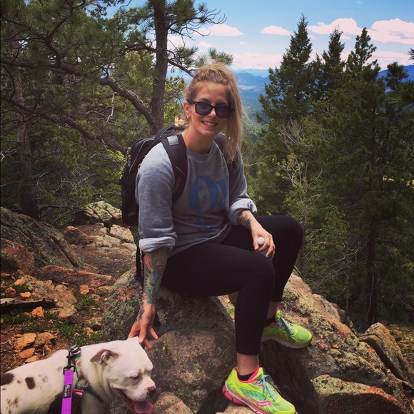 Meet your Posher, Christine - Picture 3 of 7