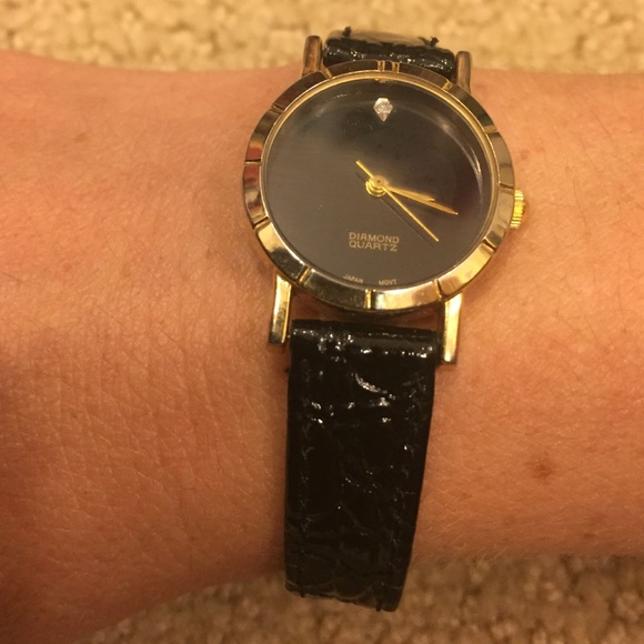 Black Leather Watch With Genuine 💎