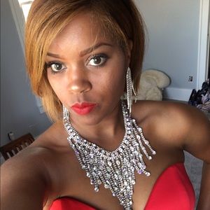 Meet your Posher, Ny'shya