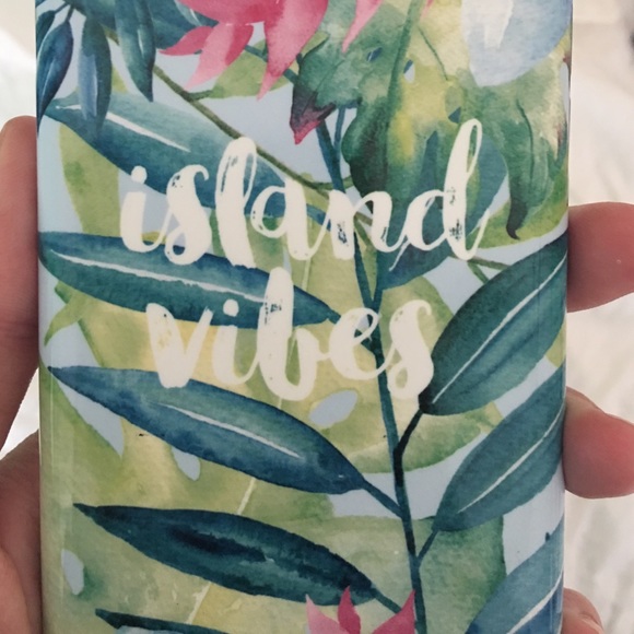Skinit iPhone case - Picture 4 of 4