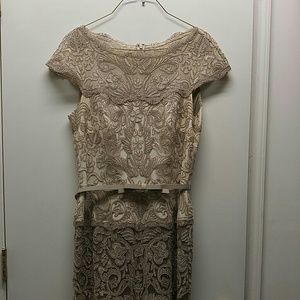 Absolutely Breathtaking Tadashi Shoji Evening Gown