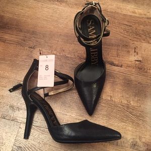 Sam & Libby Heel Pointed toe NWT