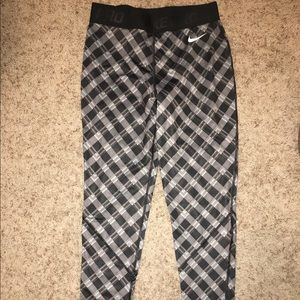 Nike pro leggings