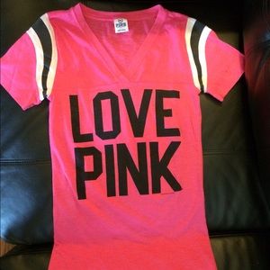 PINK soft tee - perfect condition