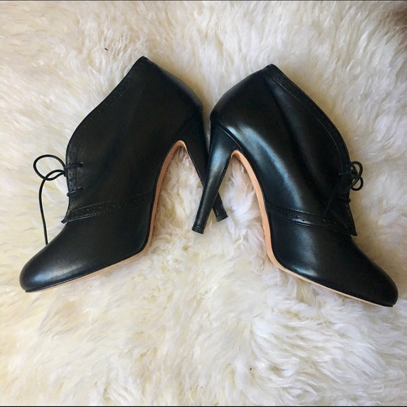 LAST CALL! Butter Leather Booties - Sz 6
