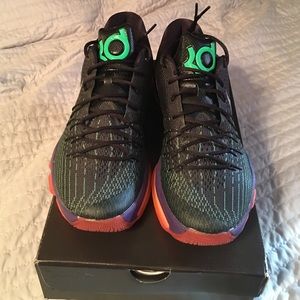 KD 8 size 13 black/purple/red/green colorway