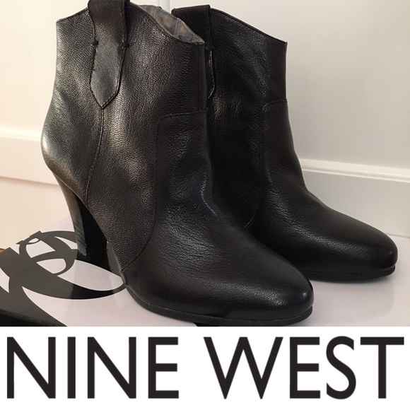 Nine West Sweetsent booties