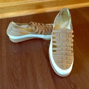 Comfy loafer styled shoes