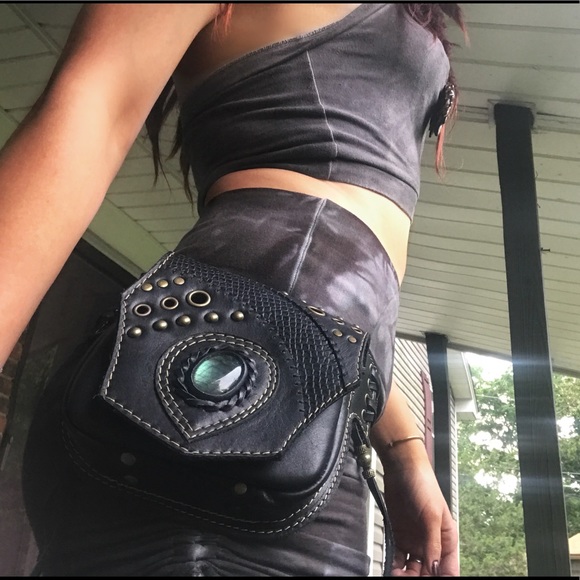 Meet your Posher, Cassadi :) - Picture 3 of 8