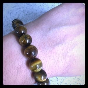 Beautiful Tiger's Eye Adjustable beaded bracelet