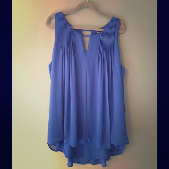 Torrid hi-lo chiffon sleeveless blouse