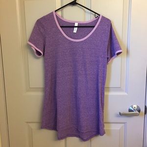 Heathered lavender lularoe Classic T size XS
