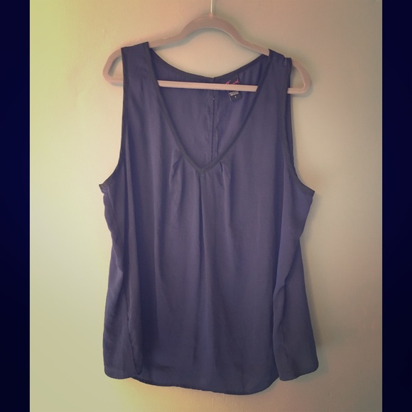 Navy blue tank