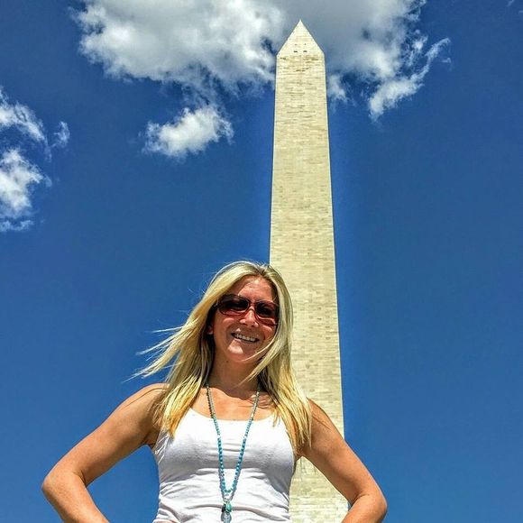 Meet your Posher, Arin