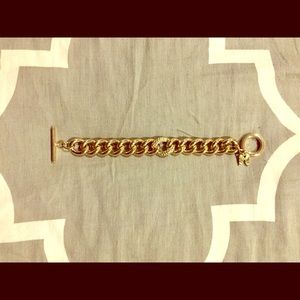 Gold chunky bracelet