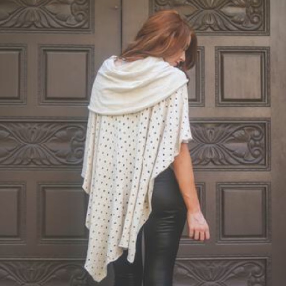 🛍SOLD🛍 GRAY COWL NECK PONCHO - Picture 4 of 4