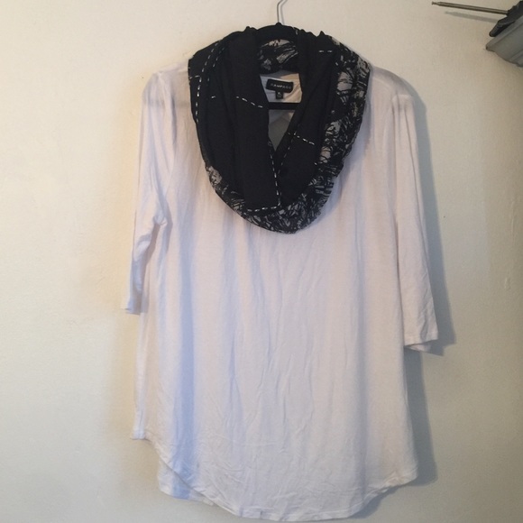 BCBG infinity scarf - Picture 3 of 6