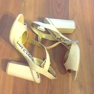 90 style heels