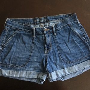 Old navy boyfriend blue jean shorts