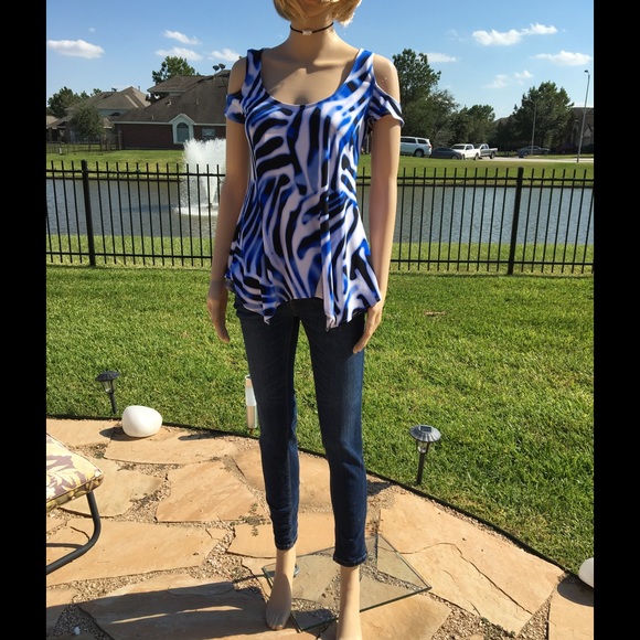 Boston Proper swirly blue XS swing top - Picture 3 of 4