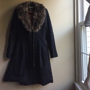 H&M Fitted Coat w Detachable Fur