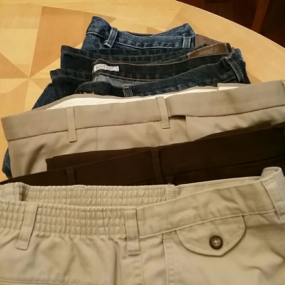 Mens pants size 42 x 30 bundle of 5