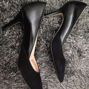 Cole Haan black leather and suede pumps