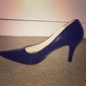 Black Cabrizi pumps