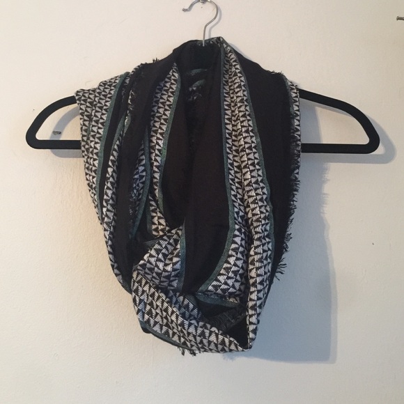 BCBG infinity scarf - Picture 2 of 3