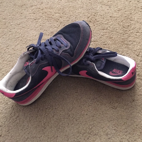 Nike shoes