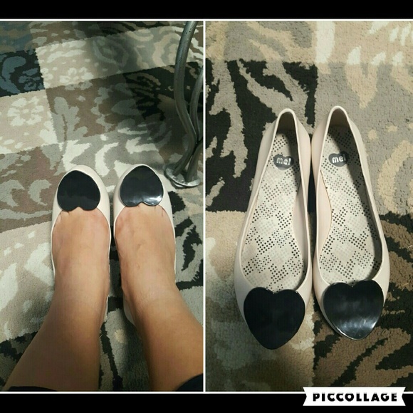 White jelly flats