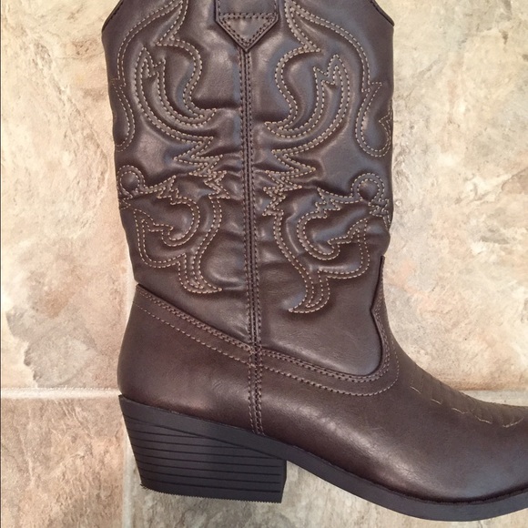 SOLD - Picture 3 of 3